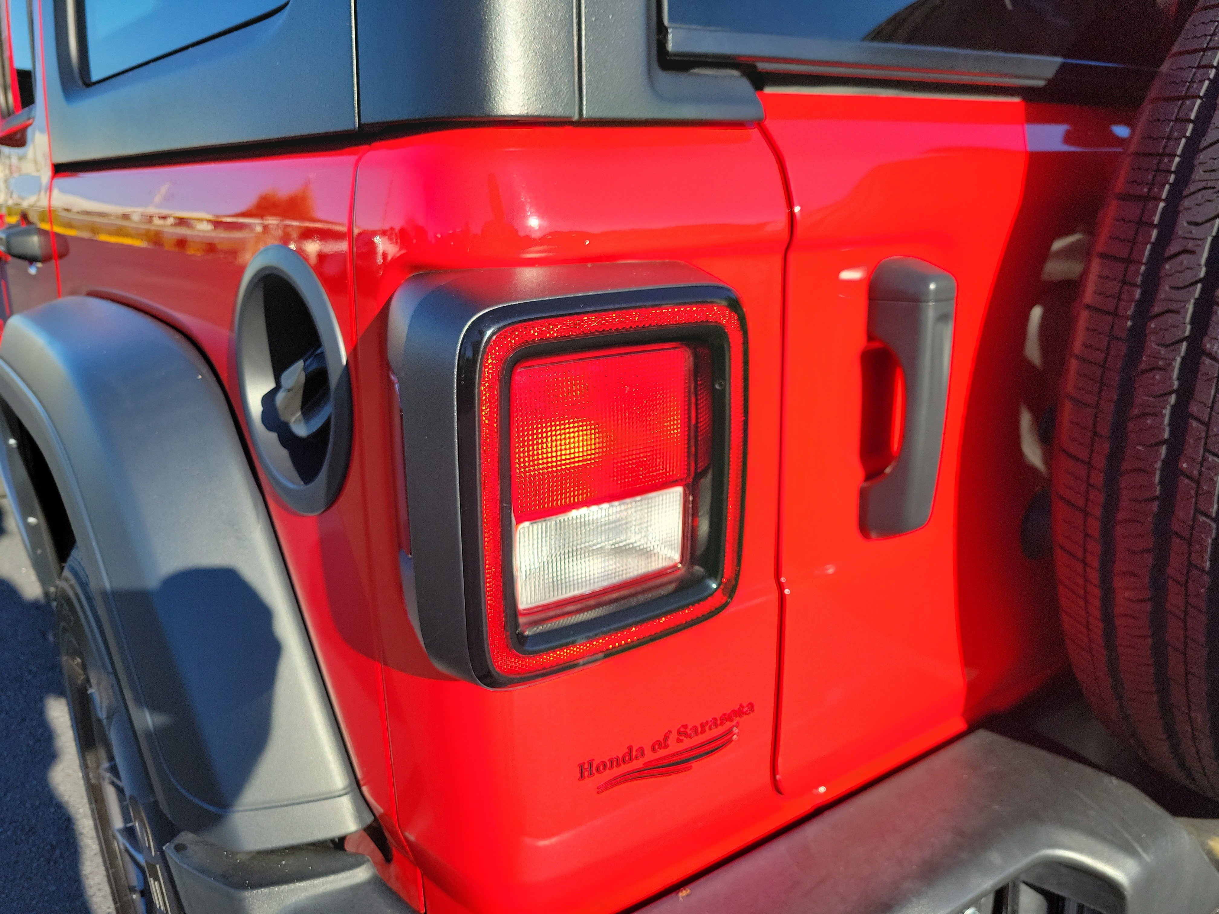 Used 2024 Jeep Wrangler Sport S image 11