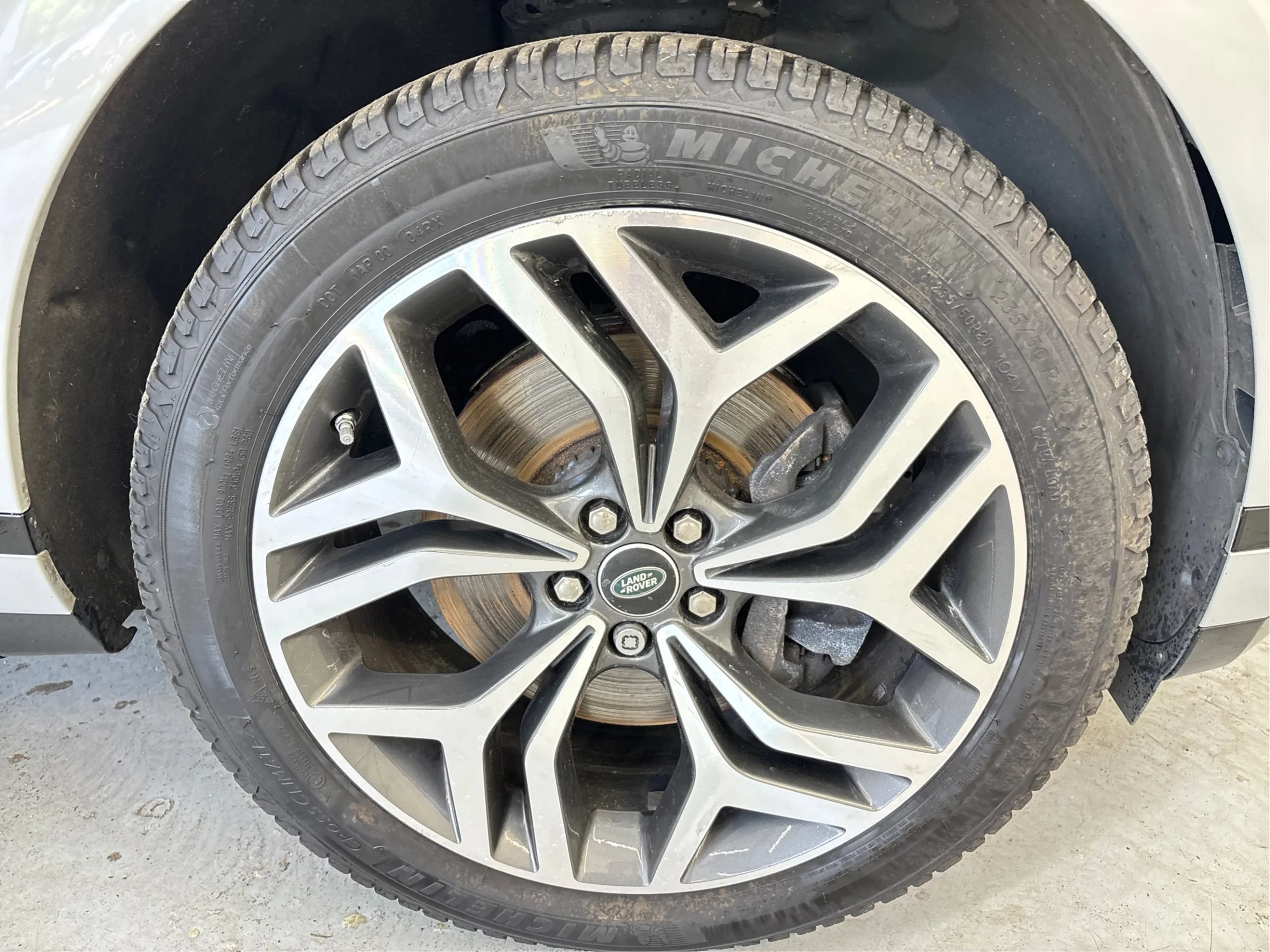 Used 2020 Land Rover Range Rover Evoque First Edition AWD/4WD image 30