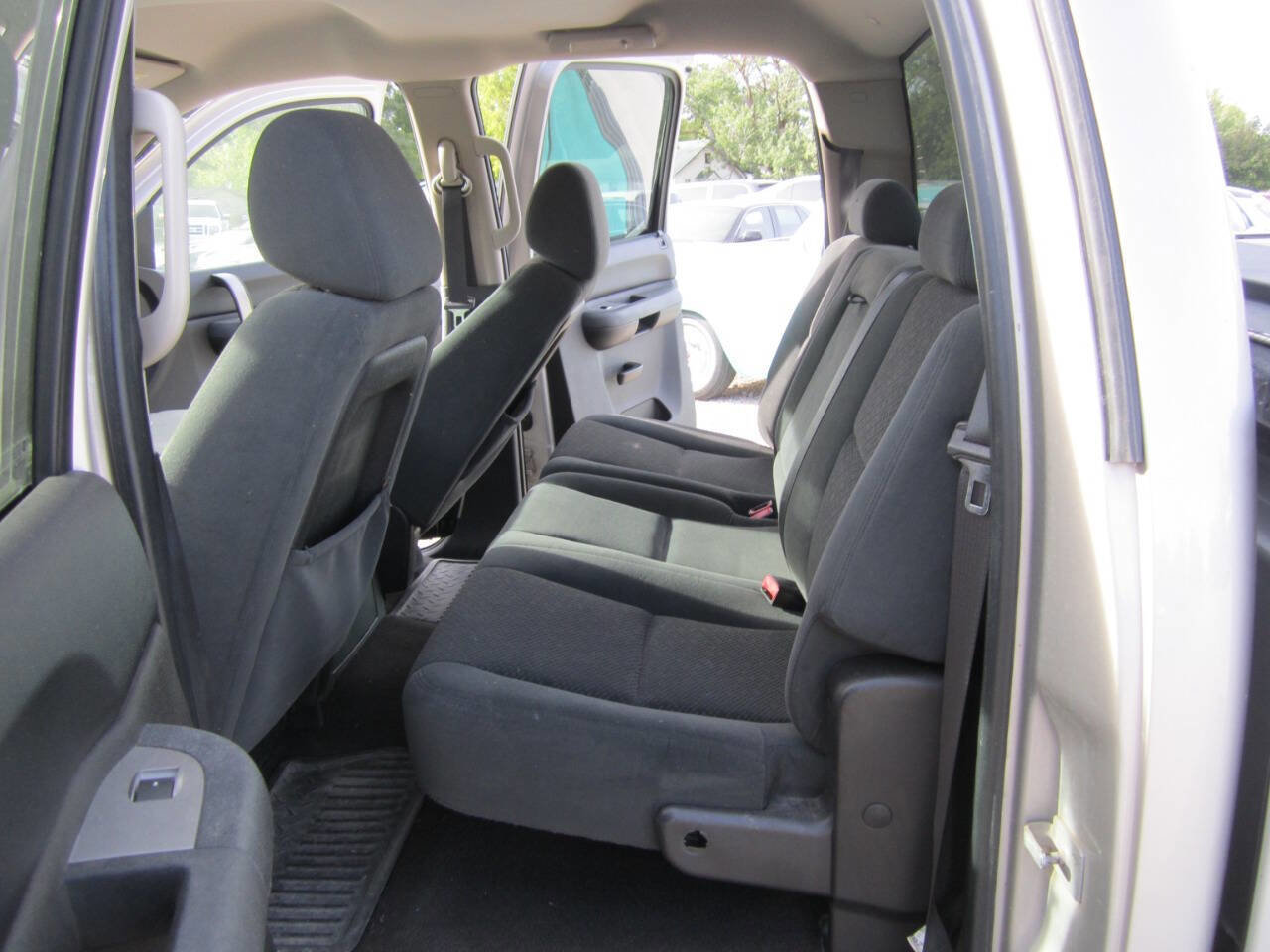 Used 2008 GMC Sierra 2500 SLE w/ SLE1 Preferred Package AWD/4WD image 8