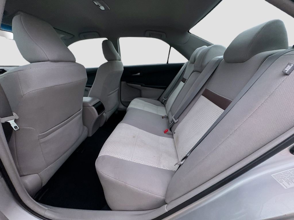 Used 2012 Toyota Camry LE FWD image 25