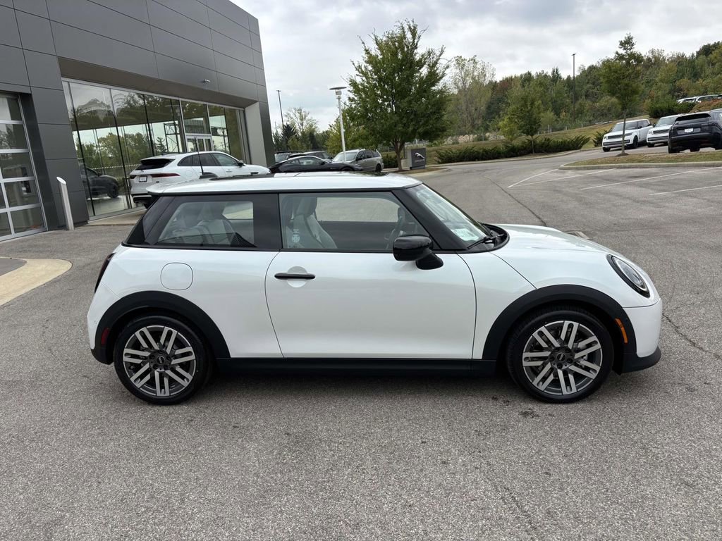New 2026 MINI Cooper S image 8