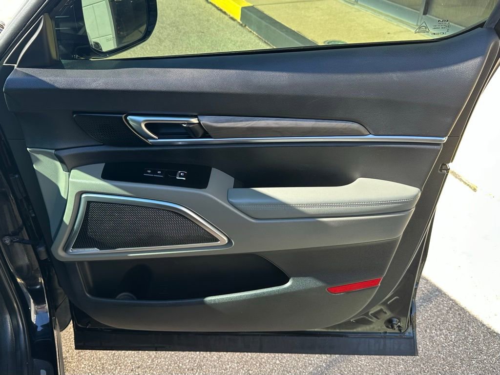 Used 2023 Kia Telluride SX X-Line image 33