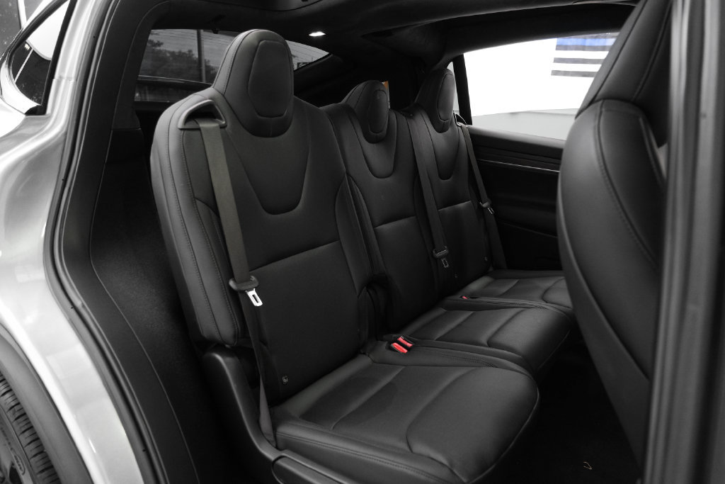 Used 2024 Tesla Model X AWD/4WD image 36