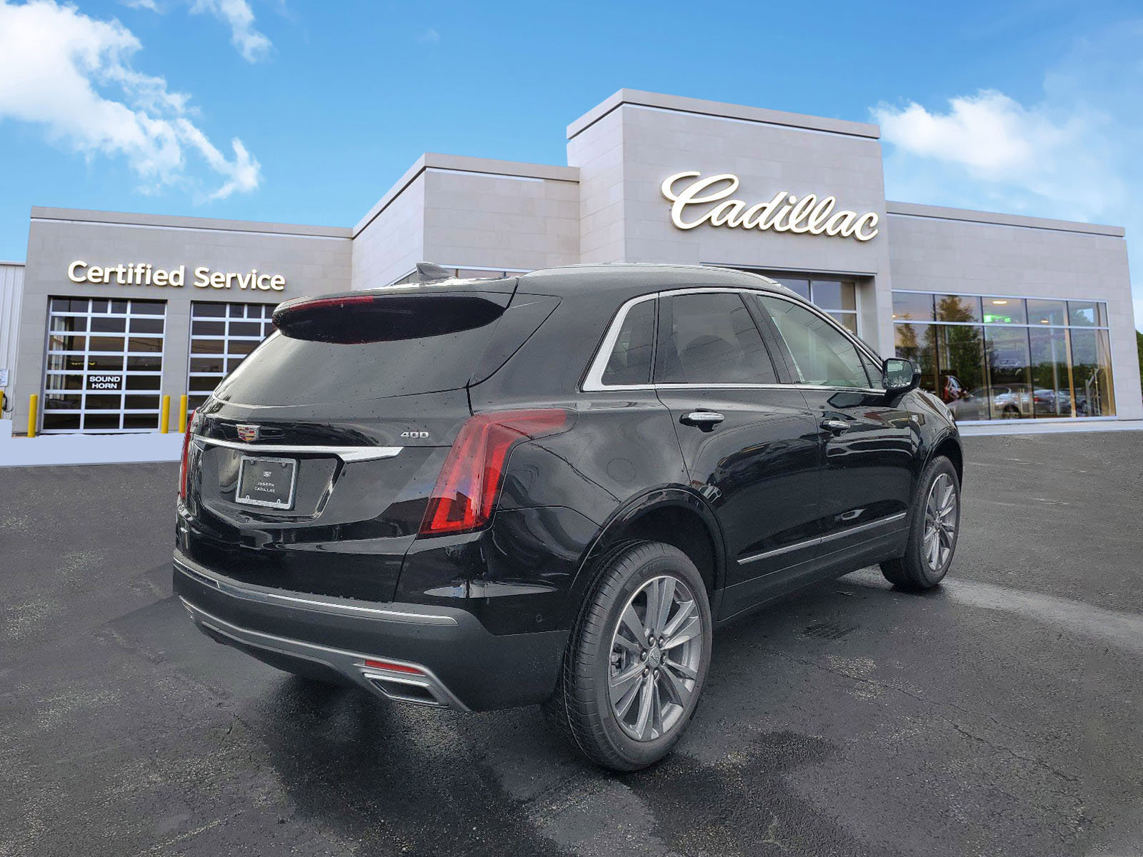 New 2025 Cadillac XT5 Premium Luxury w/ Technology Package image 3