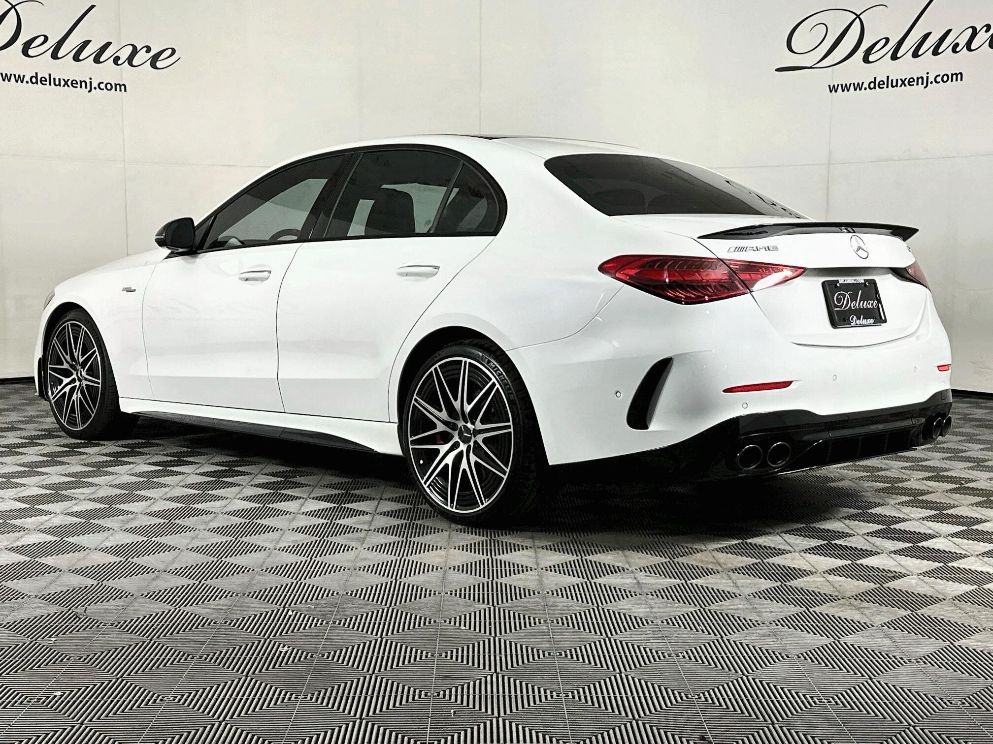 Used 2024 Mercedes-Benz C 43 AMG 4MATIC Sedan image 4