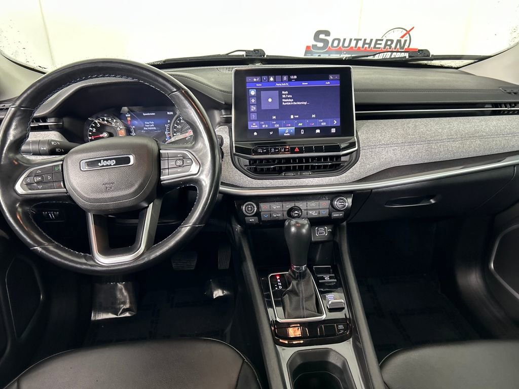 Used 2022 Jeep Compass Latitude w/ Convenience Group image 18