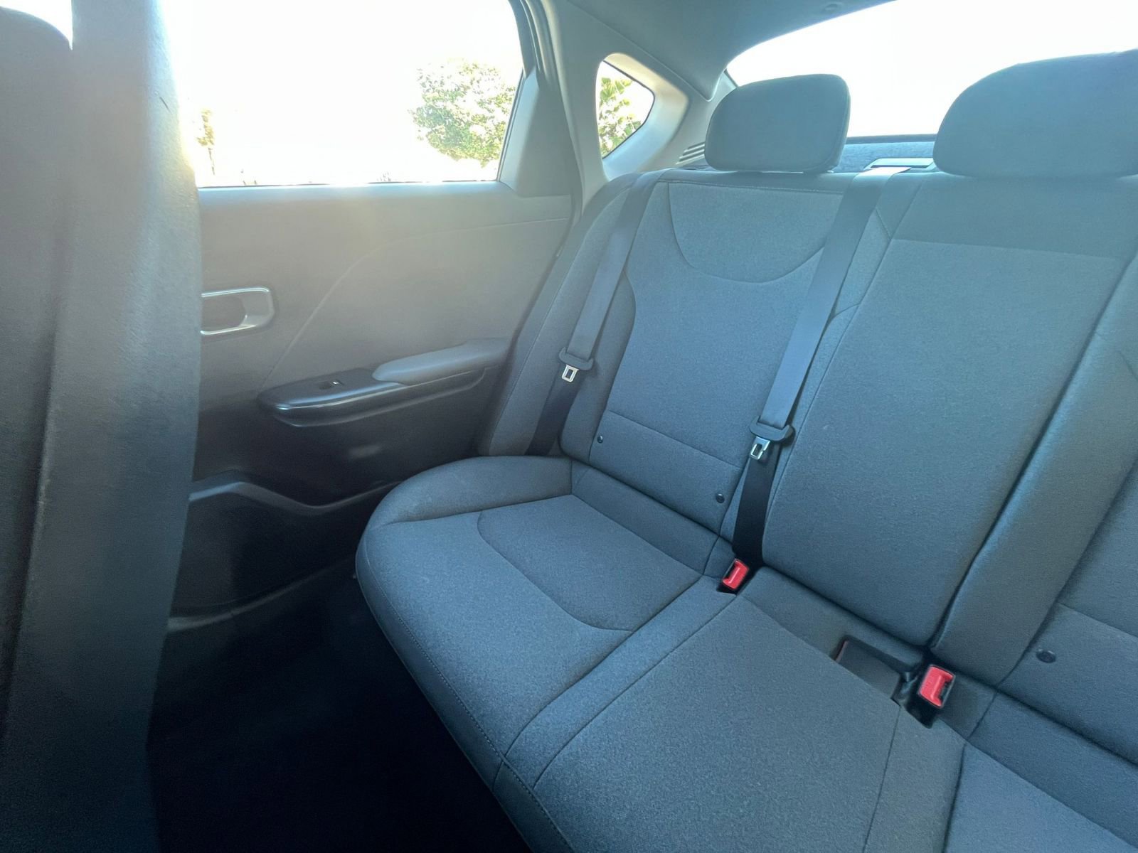 Used 2025 Kia K4 LXS image 38