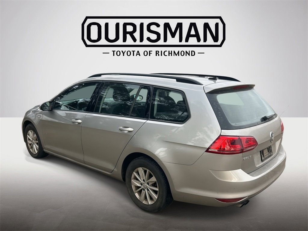 Used 2016 Volkswagen Golf S image 5