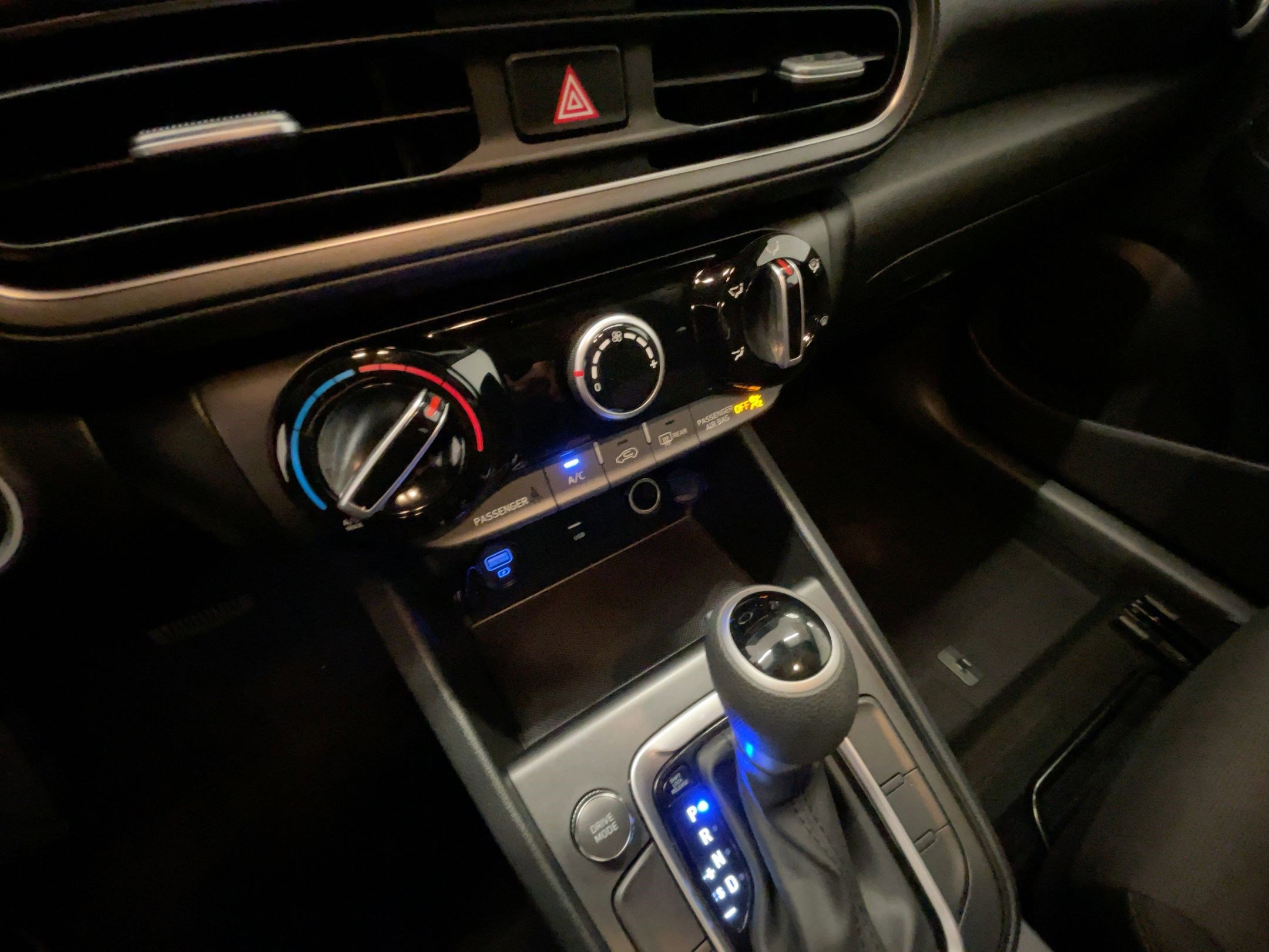 Used 2023 Hyundai Kona SEL w/ Cargo Package image 24