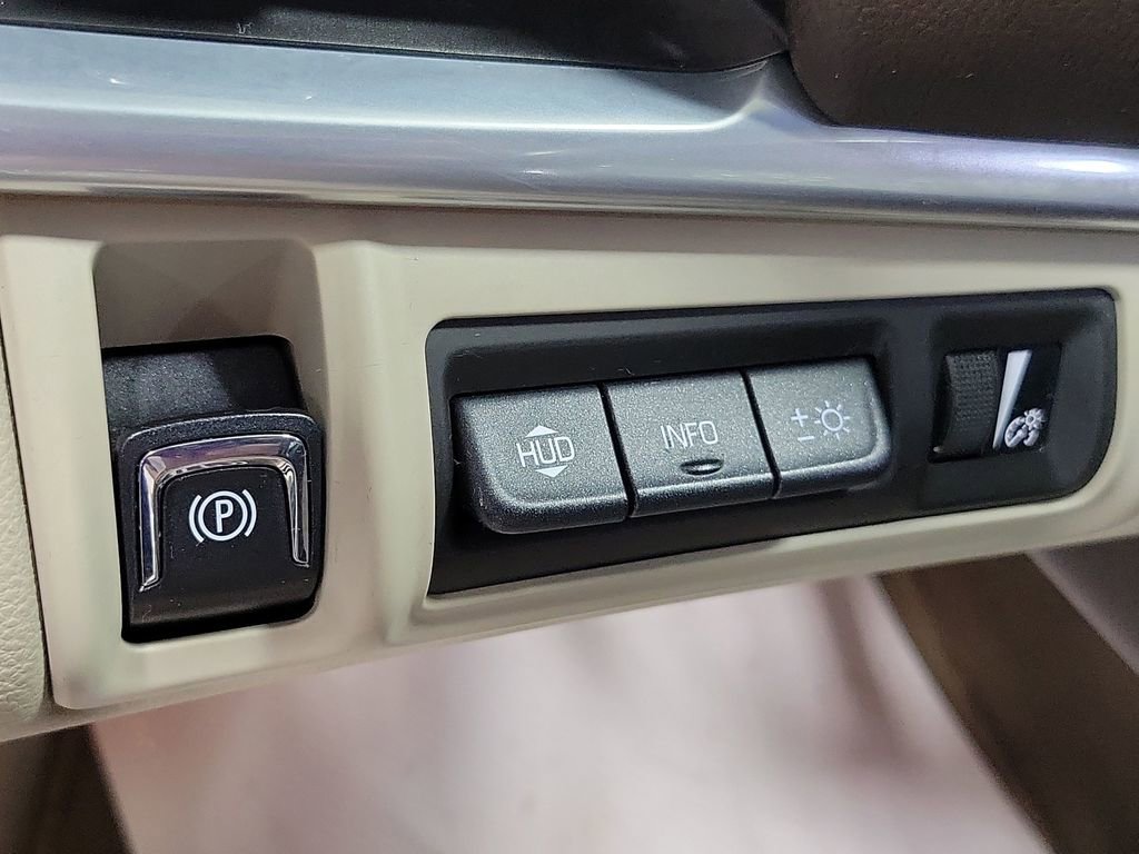 Used 2013 Cadillac XTS Premium image 35