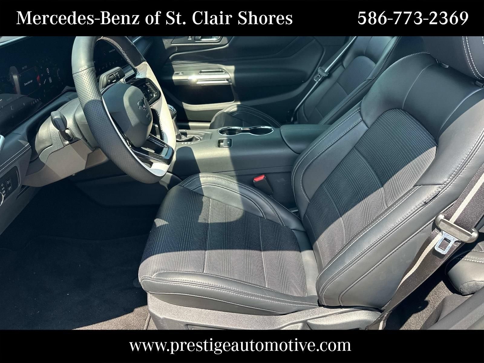 Used 2025 Ford Mustang Premium RWD image 18