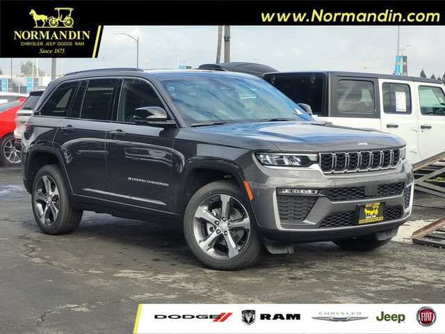 New 2026 Jeep Grand Cherokee Limited AWD/4WD image 1