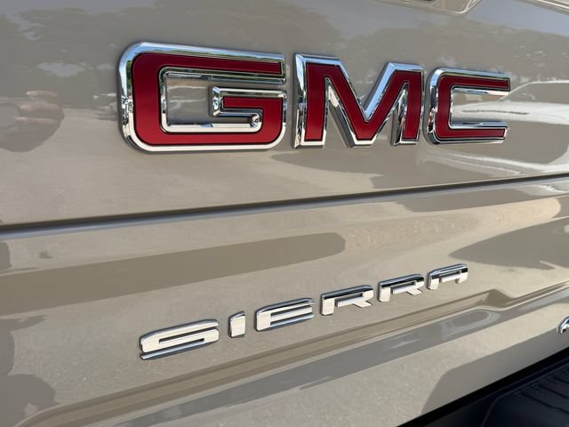 New 2026 GMC Sierra 1500 AT4 w/ AT4 Premium Package AWD/4WD image 9