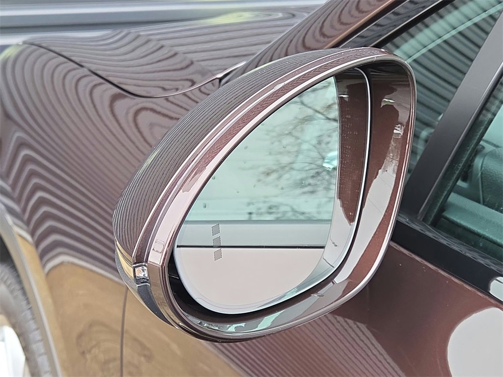 Used 2021 Porsche Cayenne Coupe image 30