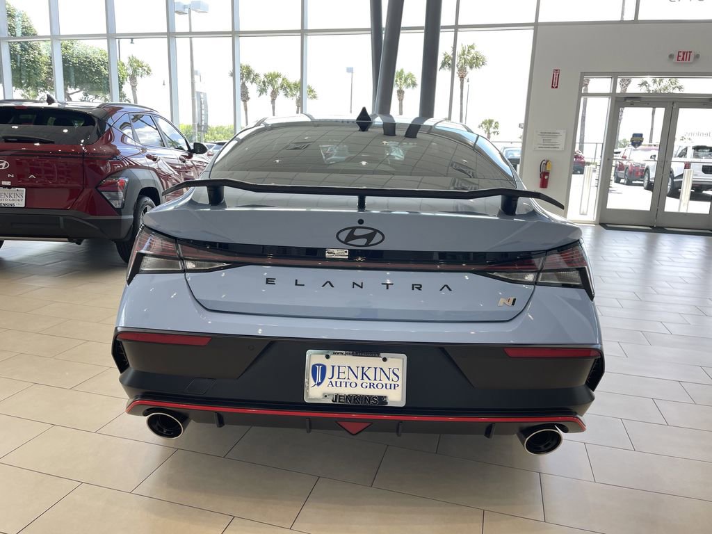 New 2026 Hyundai Elantra N FWD image 4
