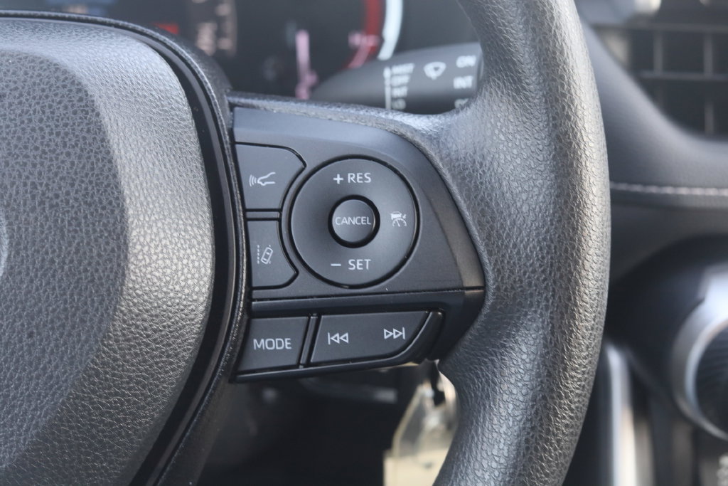 Used 2024 Toyota RAV4 LE FWD image 8