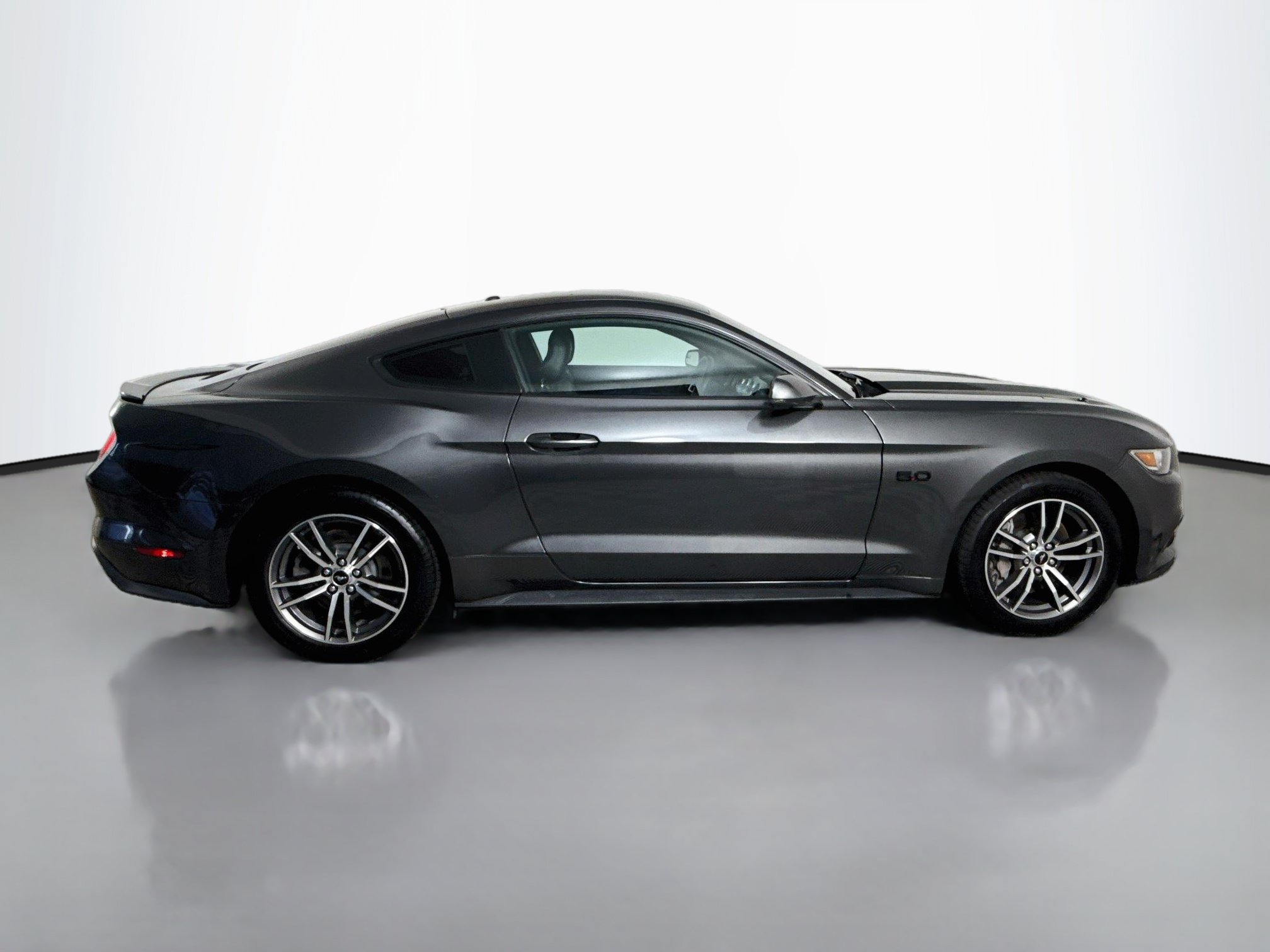 Used 2016 Ford Mustang GT Premium w/ Enhanced Security Package RWD image 11