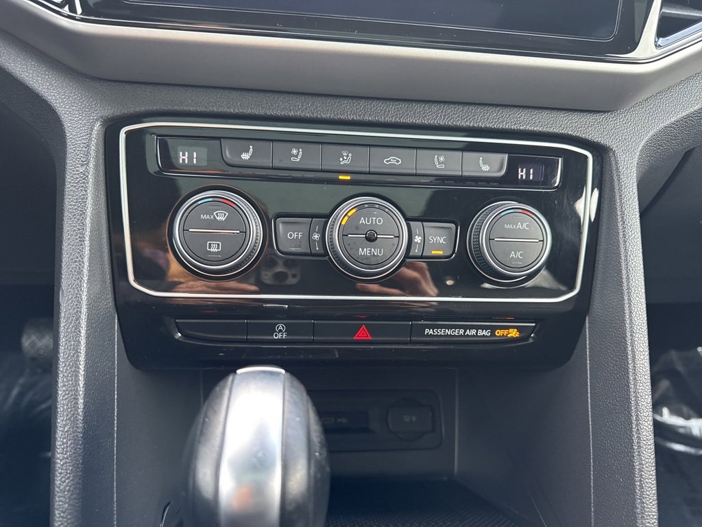 Used 2021 Volkswagen Atlas Cross Sport SEL Premium image 28