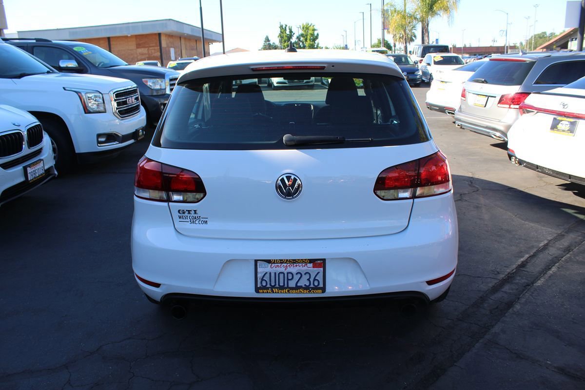 Used 2012 Volkswagen Golf 4-Door FWD image 6