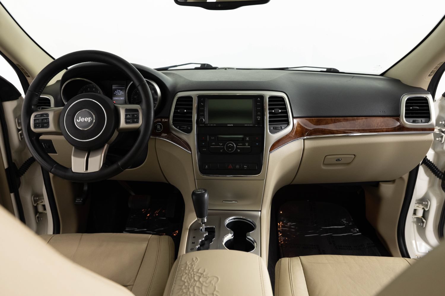 Used 2011 Jeep Grand Cherokee Limited AWD/4WD image 36