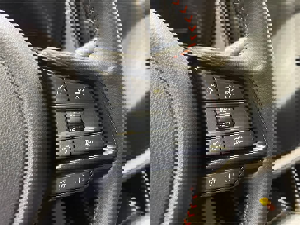 Certified 2025 Subaru Crosstrek 2.5i Limited image 18