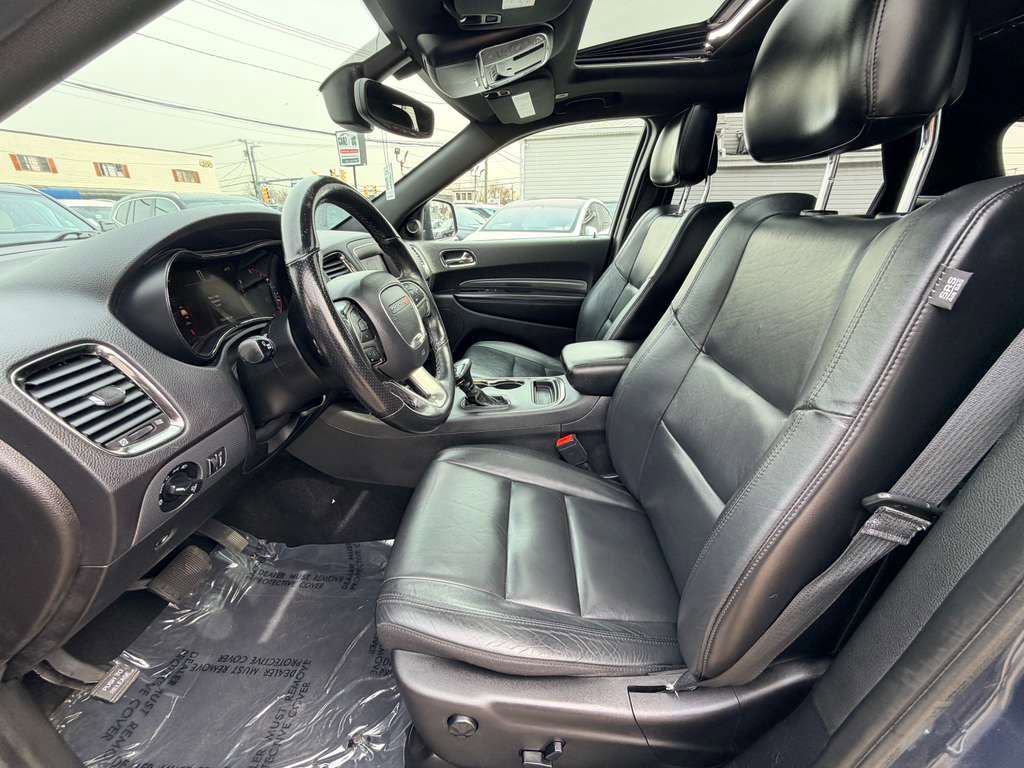 Used 2019 Dodge Durango GT w/ Blacktop Package AWD/4WD image 16