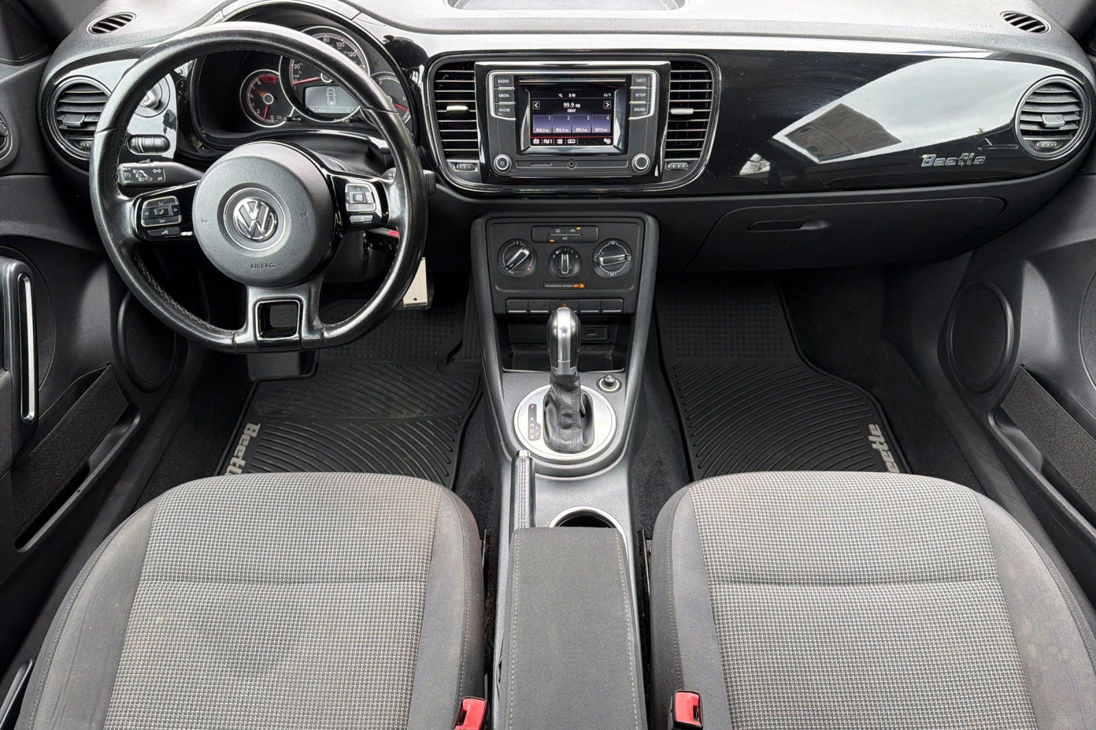 Used 2017 Volkswagen Beetle 1.8T S image 13