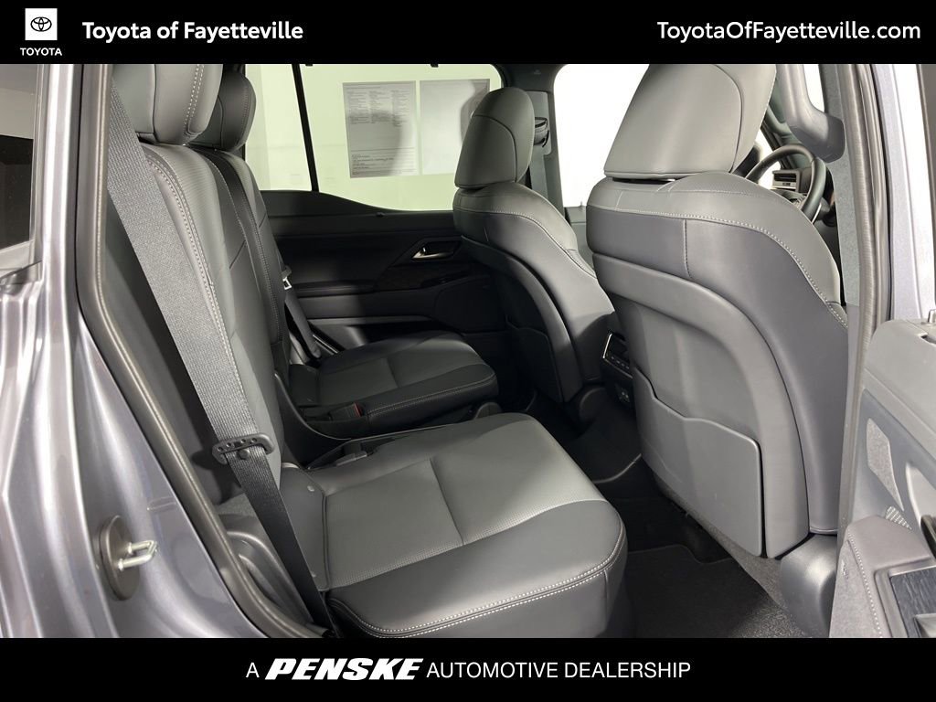 Used 2025 Lexus GX 550 w/ Accessory Package (Z1) AWD/4WD image 9