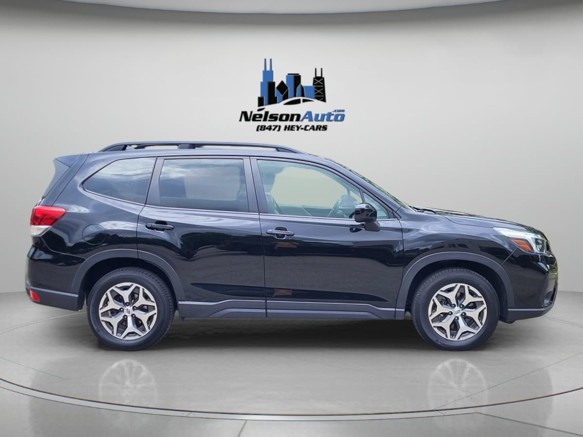 Used 2021 Subaru Forester Premium AWD/4WD image 3