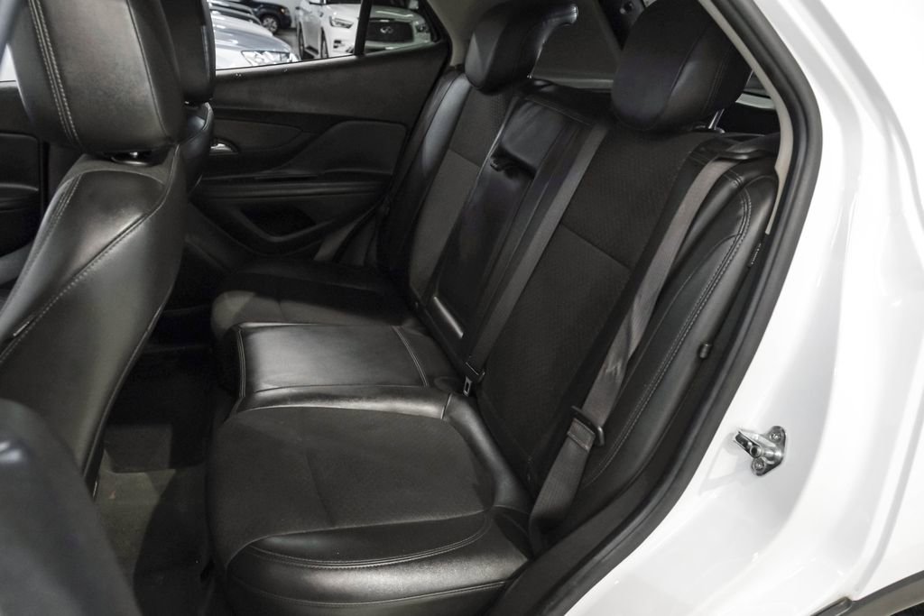 Used 2020 Buick Encore Preferred w/ Safety Package FWD image 39