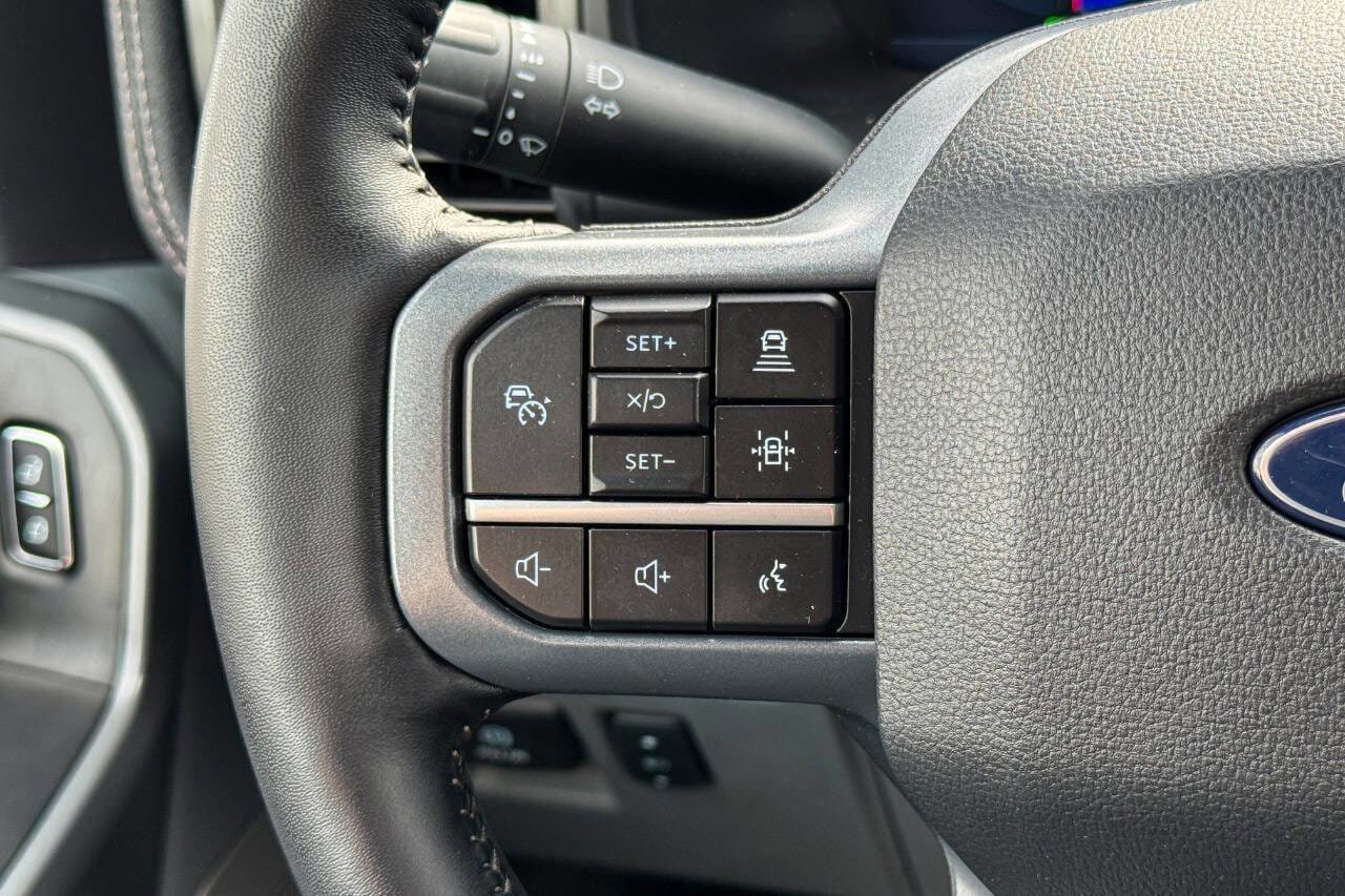 Used 2024 Ford F150 Lightning Flash AWD/4WD image 34