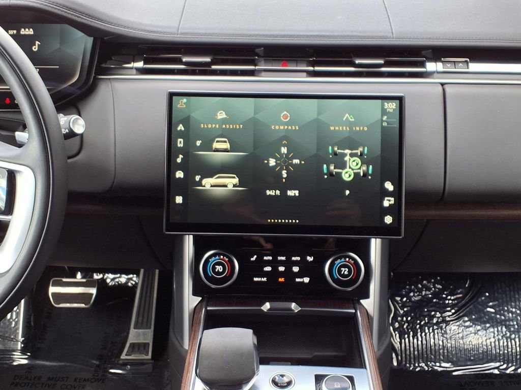 Certified 2023 Land Rover Range Rover SE AWD/4WD image 17