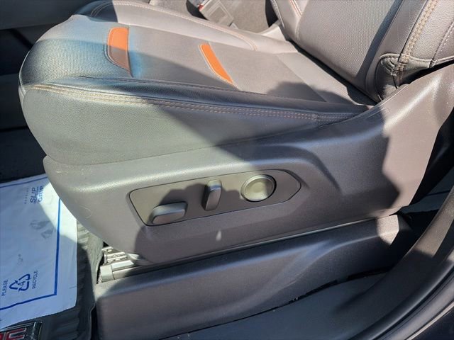 Used 2023 GMC Sierra 1500 AT4 w/ AT4 Premium Package AWD/4WD image 16