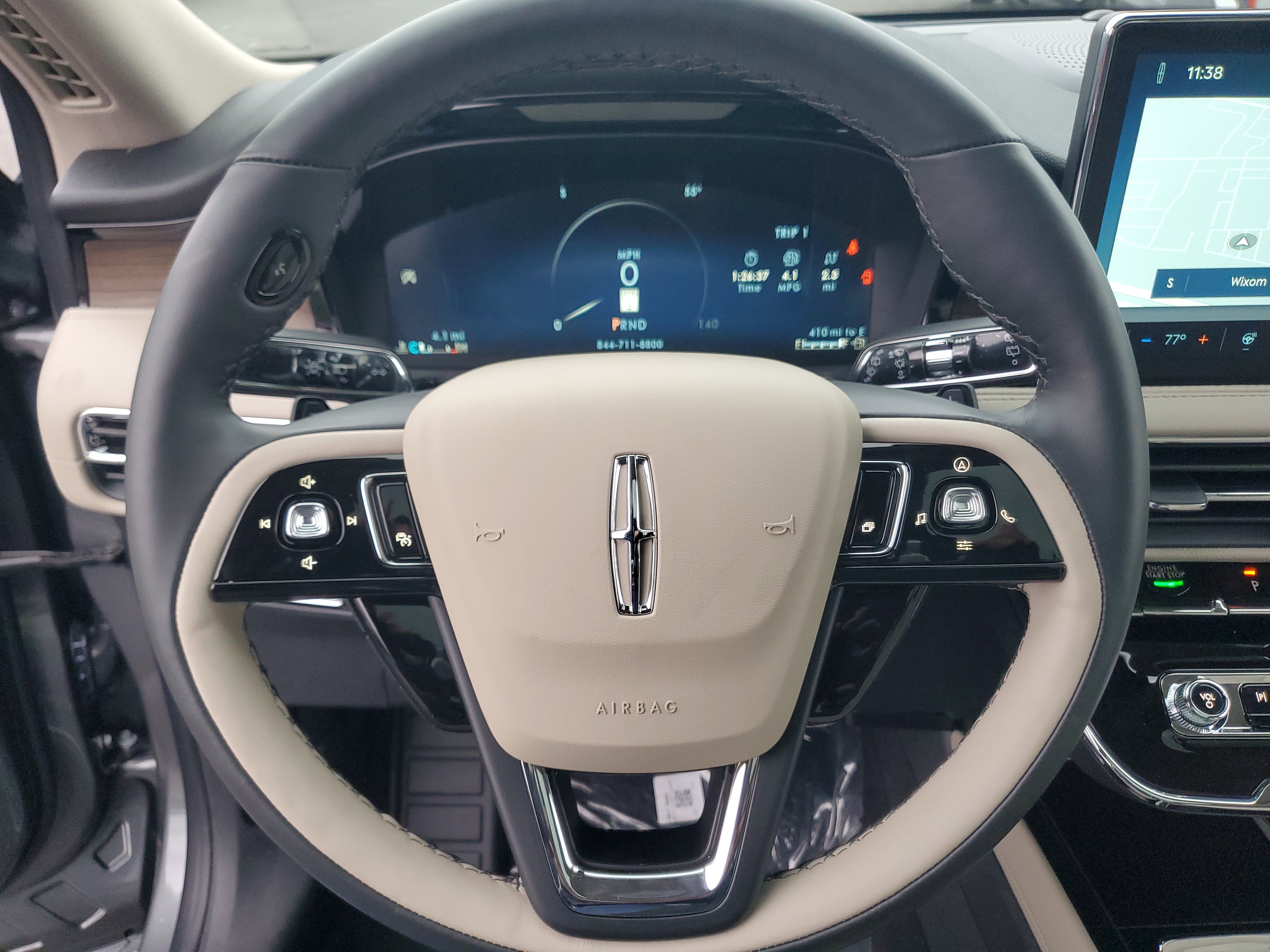 New 2026 Lincoln Corsair Reserve w/ Jet Appearance Package image 16