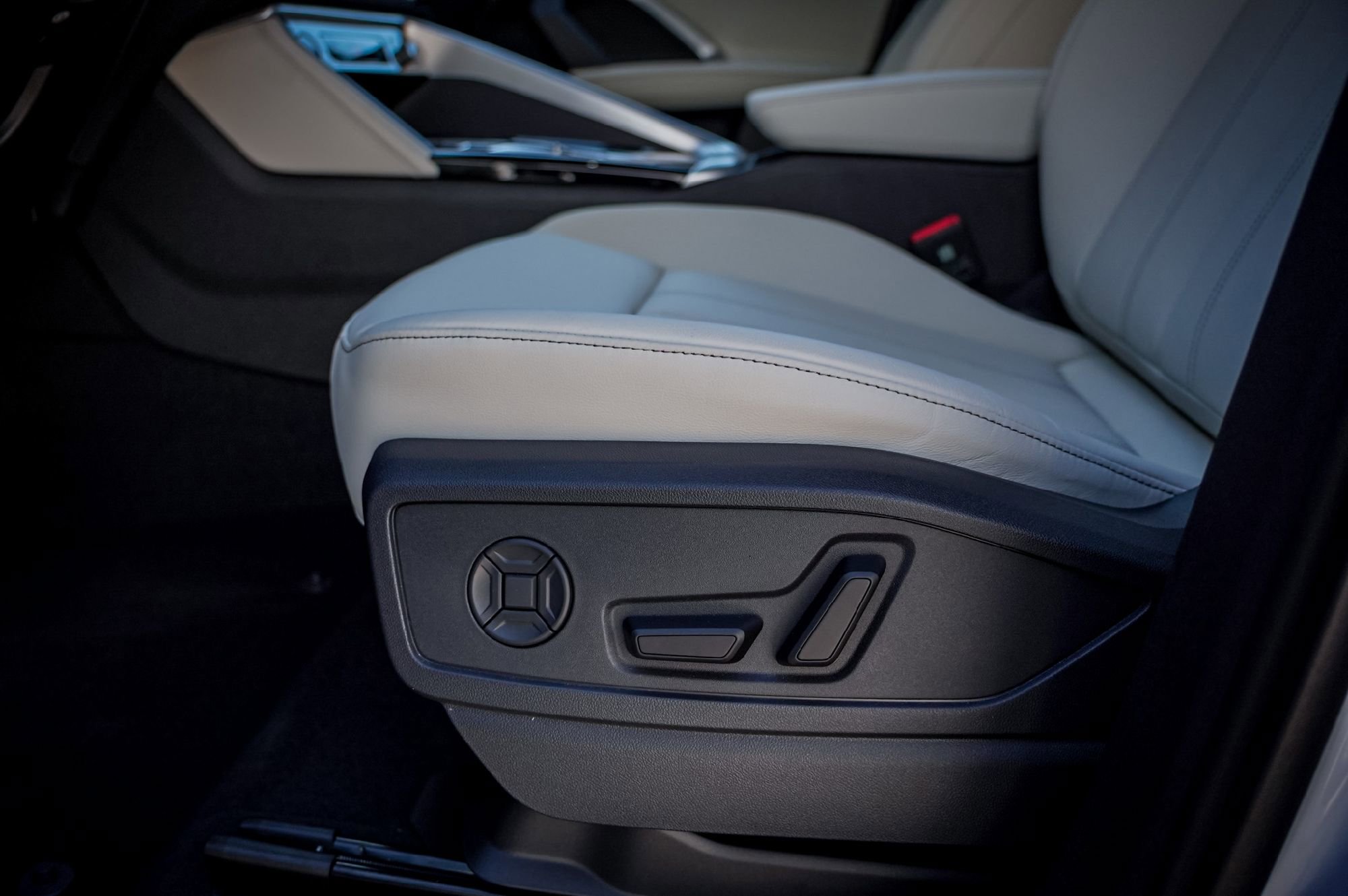 New 2025 Audi Q5 Premium Plus image 21