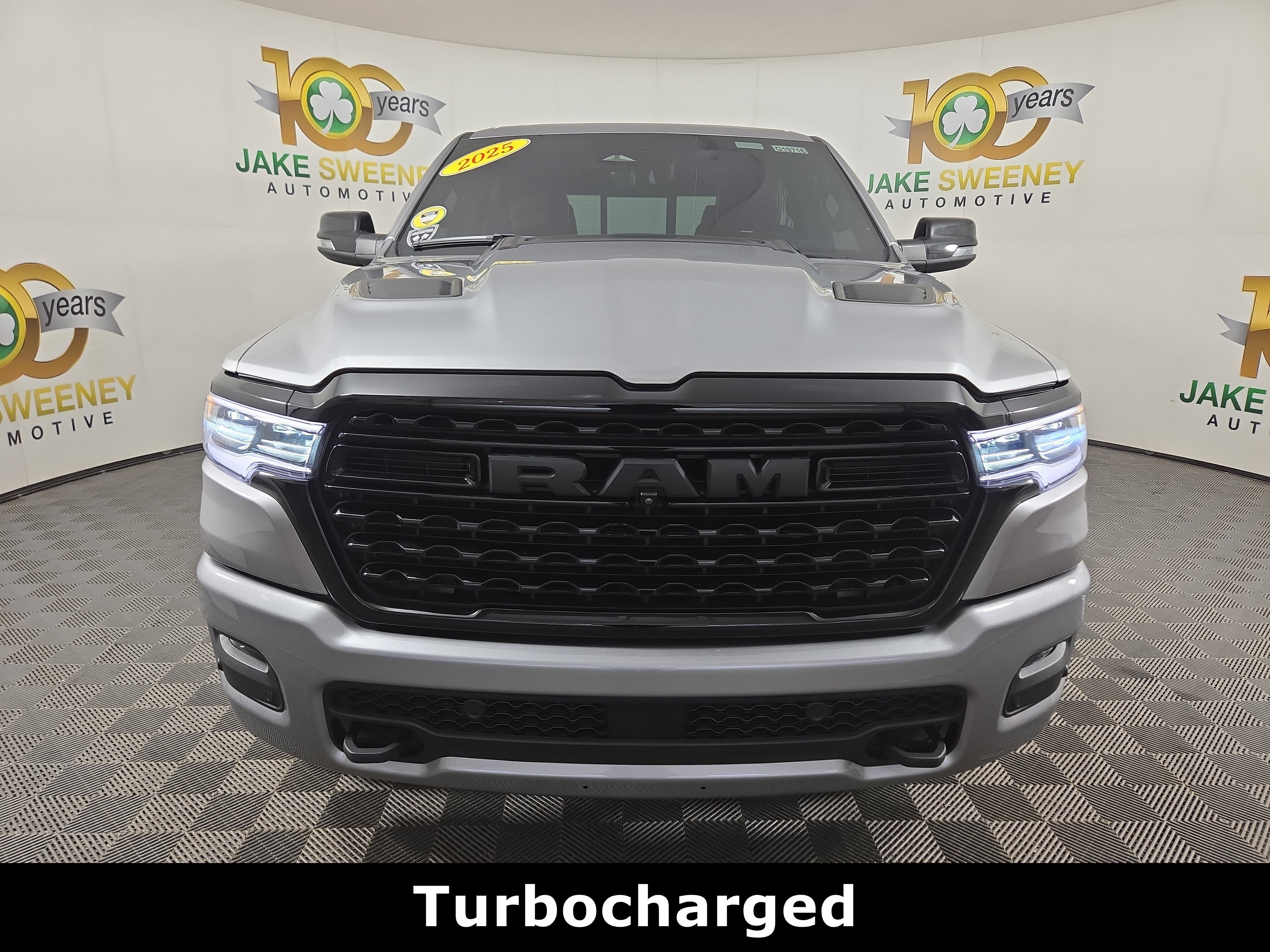 Used 2025 RAM 1500 Limited image 2