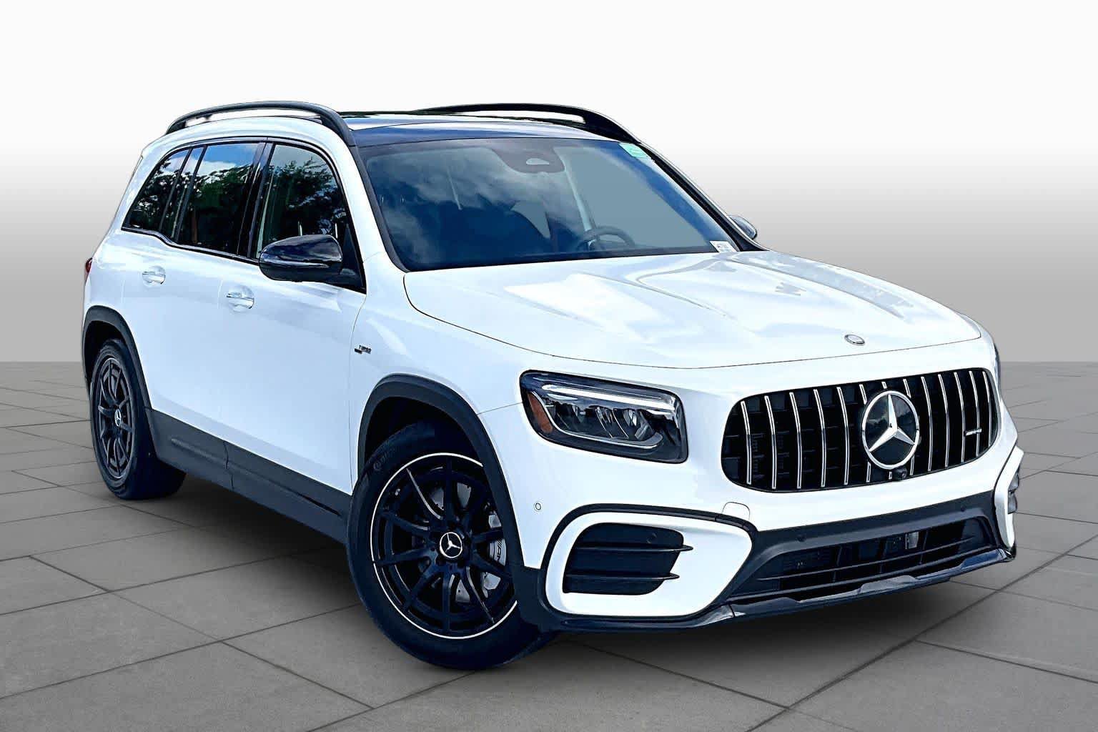 Used 2026 Mercedes-Benz GLB 35 AMG 4MATIC image 3