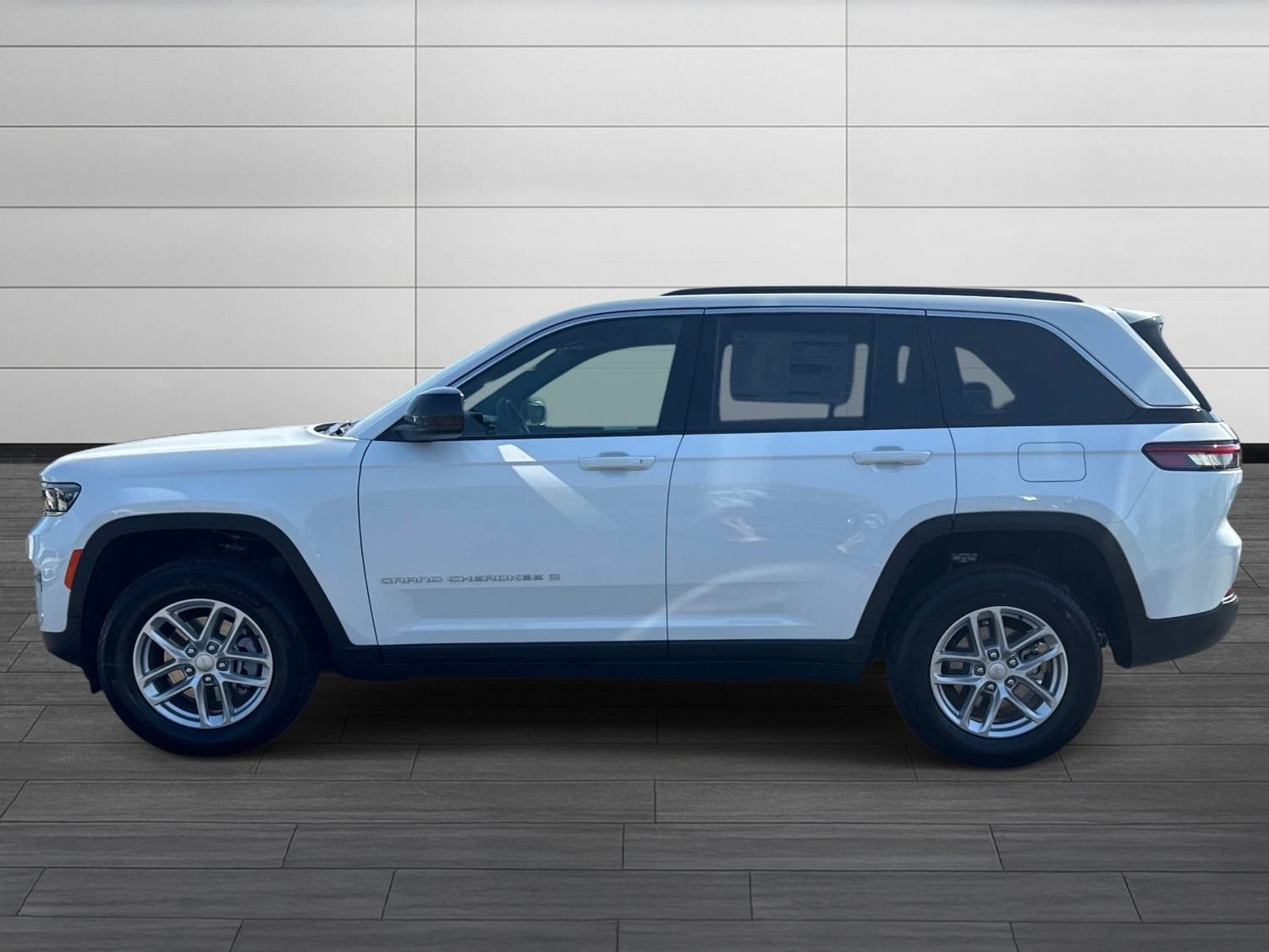 New 2026 Jeep Grand Cherokee Laredo X AWD/4WD image 9