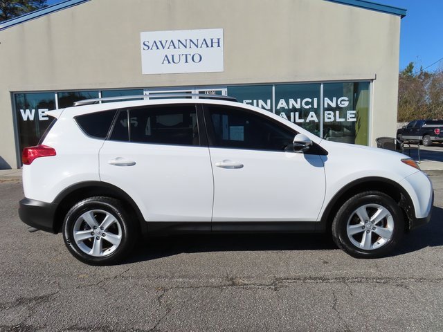 Used 2013 Toyota RAV4 XLE image 9