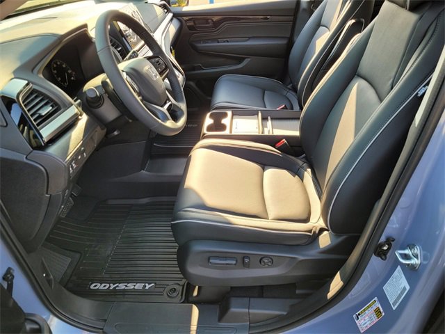 New 2026 Honda Odyssey Touring image 8