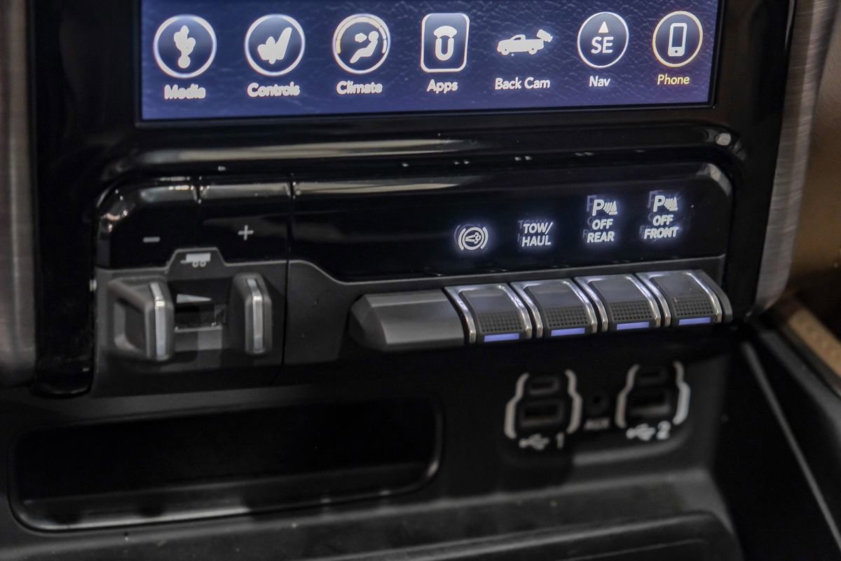 Used 2020 RAM 2500 Limited image 27