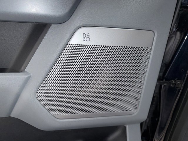 Used 2023 Ford F150 Lariat w/ Equipment Group 502A High image 12