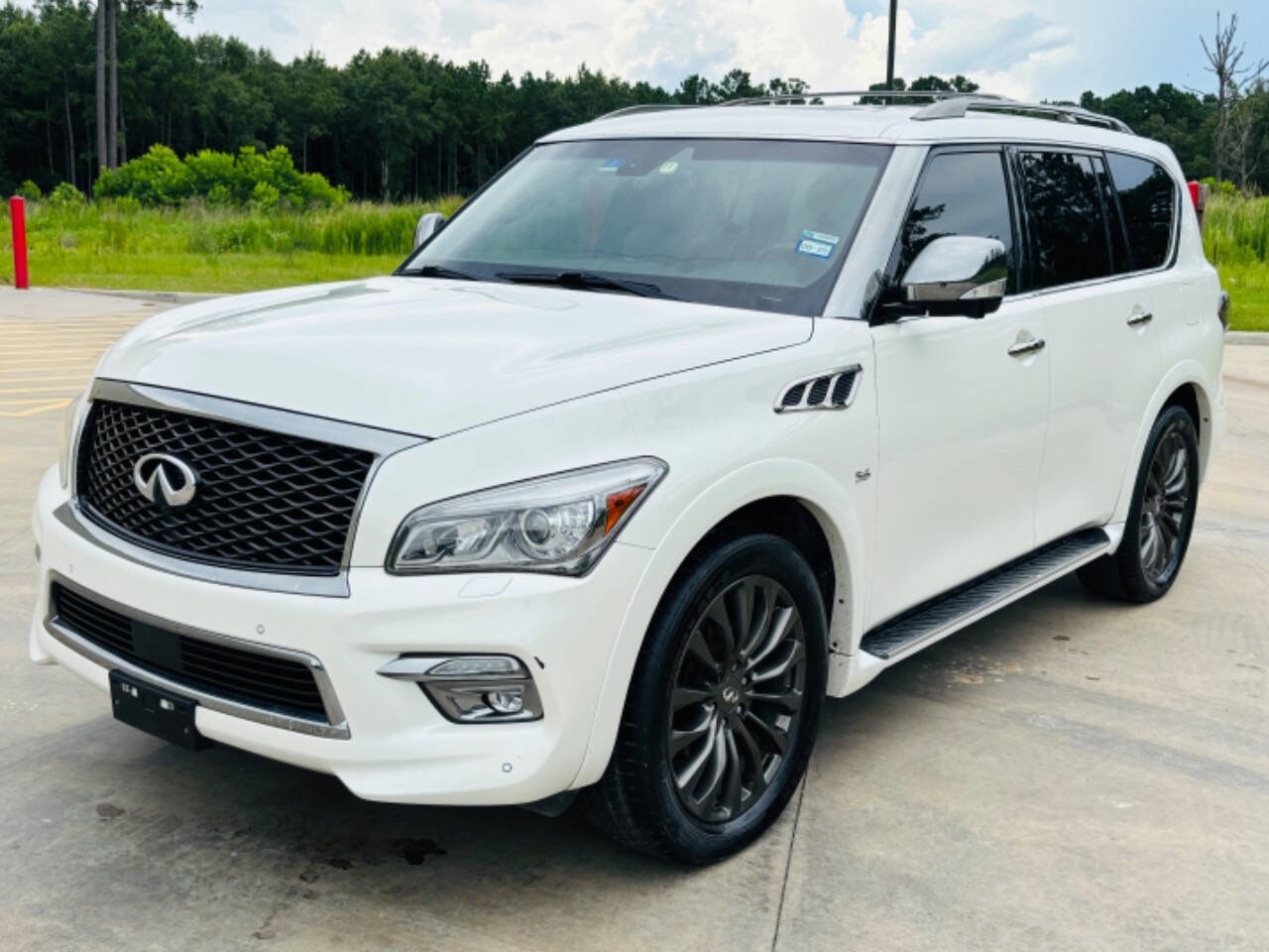 Used 2016 INFINITI QX80 Limited image 3