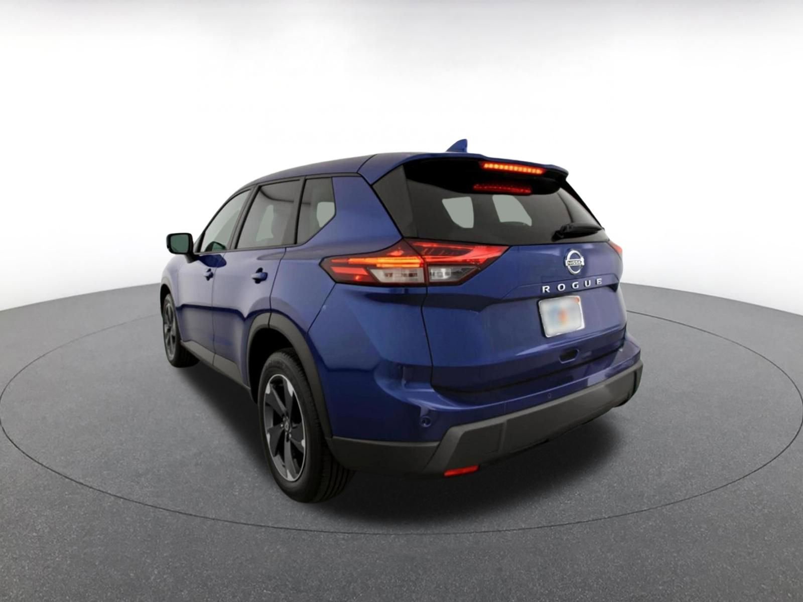 Used 2025 Nissan Rogue SV FWD image 7
