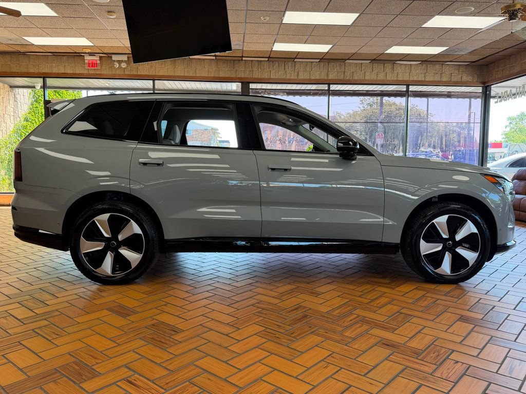 Used 2025 Volvo EX90 Plus AWD/4WD image 9
