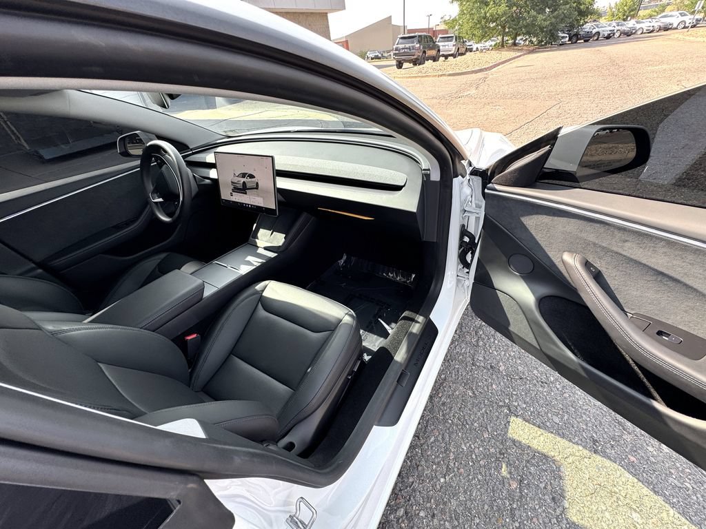 Used 2025 Tesla Model 3 Long Range AWD/4WD image 37