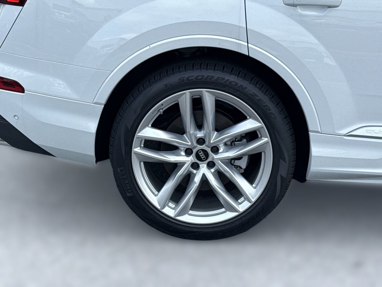 New 2025 Audi Q7 3.0T Premium Plus image 6