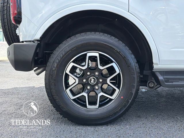 New 2026 Ford Bronco Outer Banks image 32