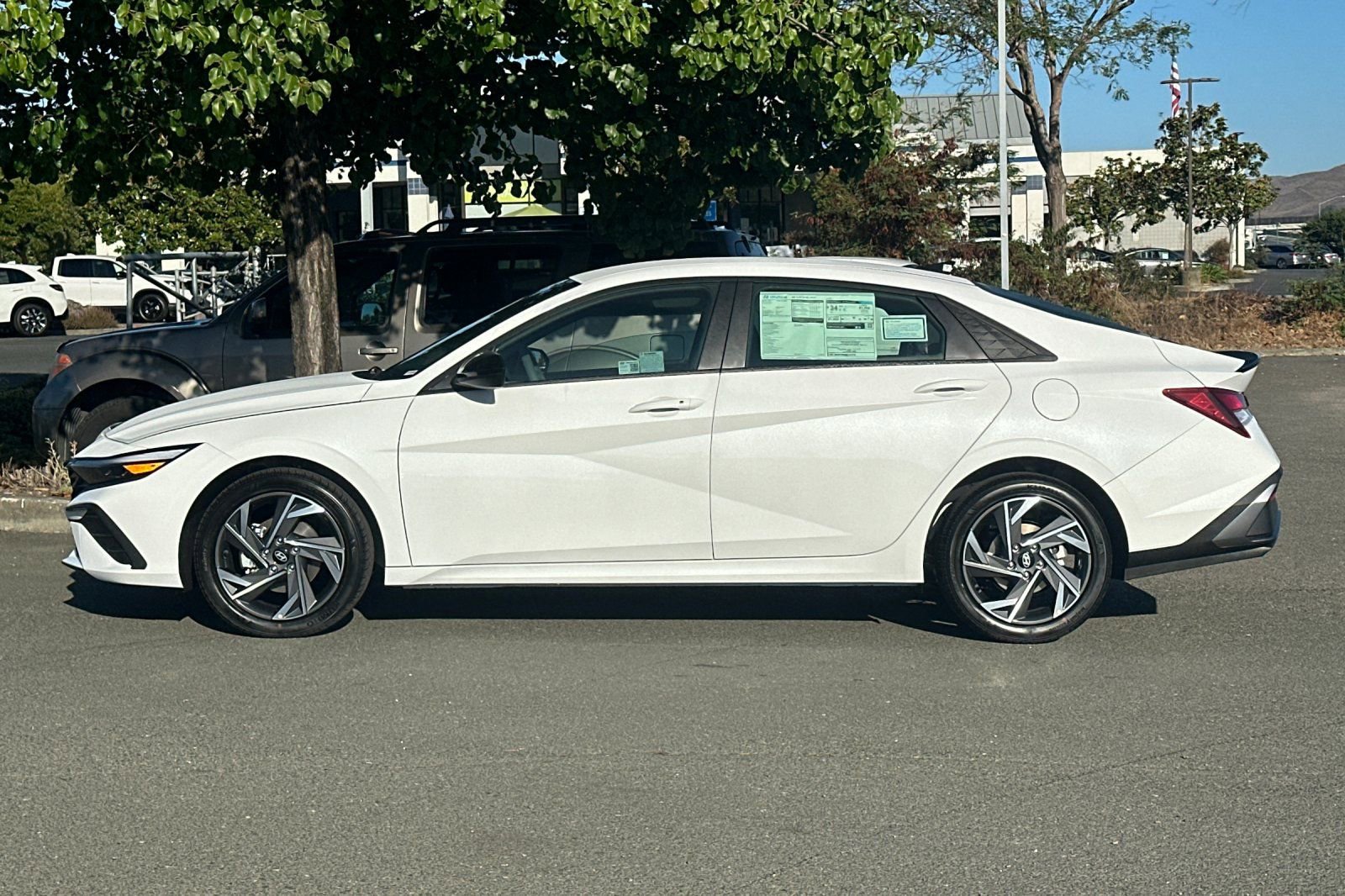 New 2025 Hyundai Elantra Sport image 6
