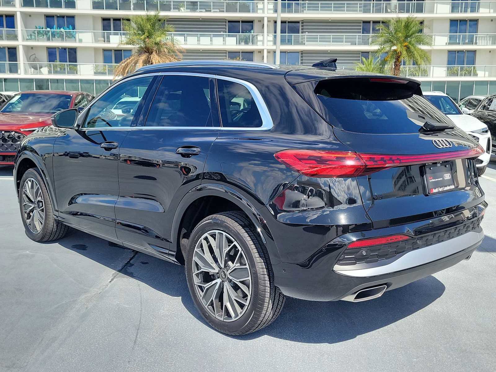 Certified 2025 Audi Q5 Premium Plus w/ Premium Plus AWD/4WD image 4